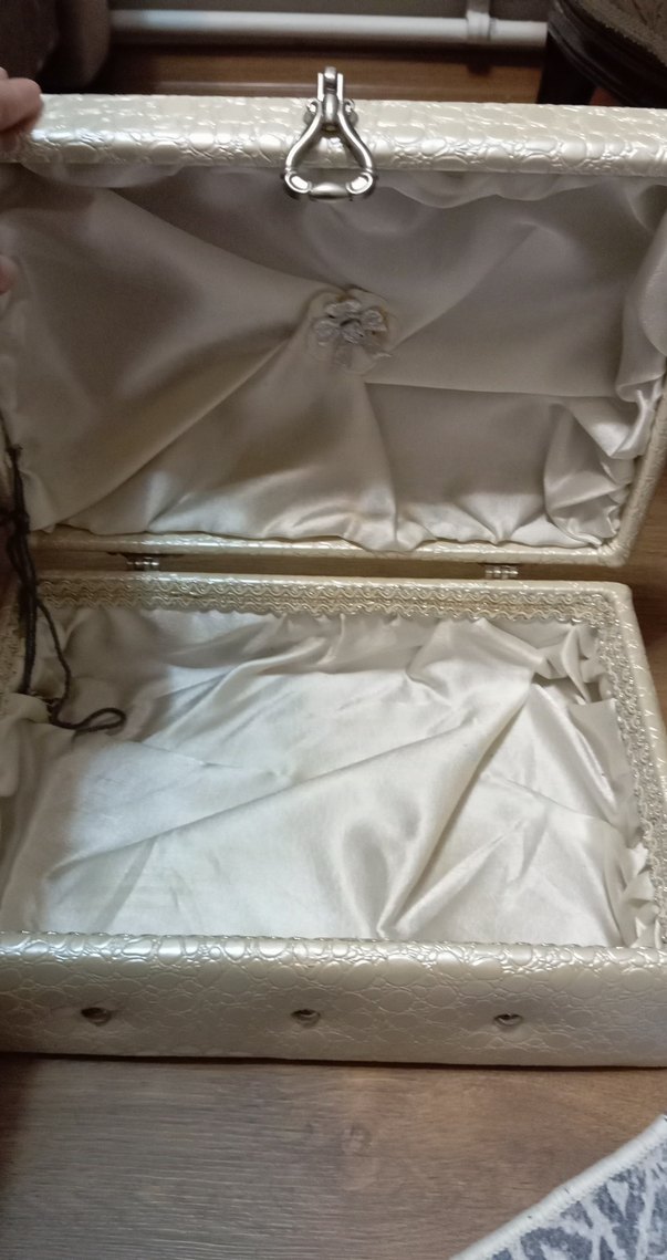 Beyaz Makyaj Organizer Kutusu - Görsel 3