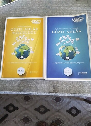 Dini kitap 