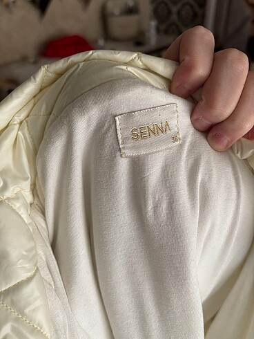 Beyaz yelek - Görsel 3