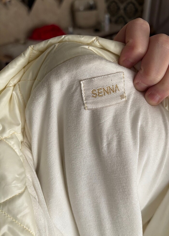 Beyaz yelek - Görsel 3