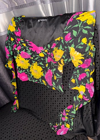 Çiçek Desenli Mini Street Wear Büstiyer - Görsel 5