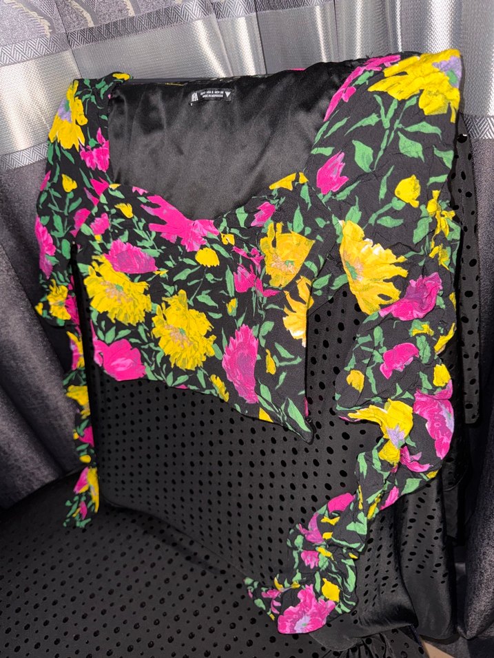 Çiçek Desenli Mini Street Wear Büstiyer - Görsel 5