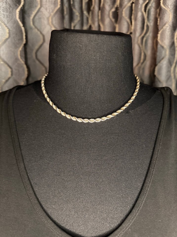 Zincir Detaylı Gümüş Renkli Midi Kolye - Görsel 2