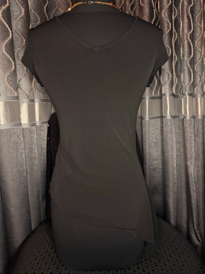 Siyah V Yaka Hamile Uzun Bluz - Görsel 4