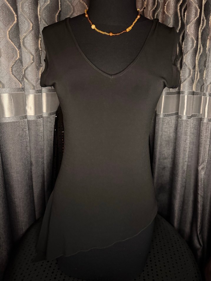 Siyah V Yaka Hamile Uzun Bluz - Görsel 3