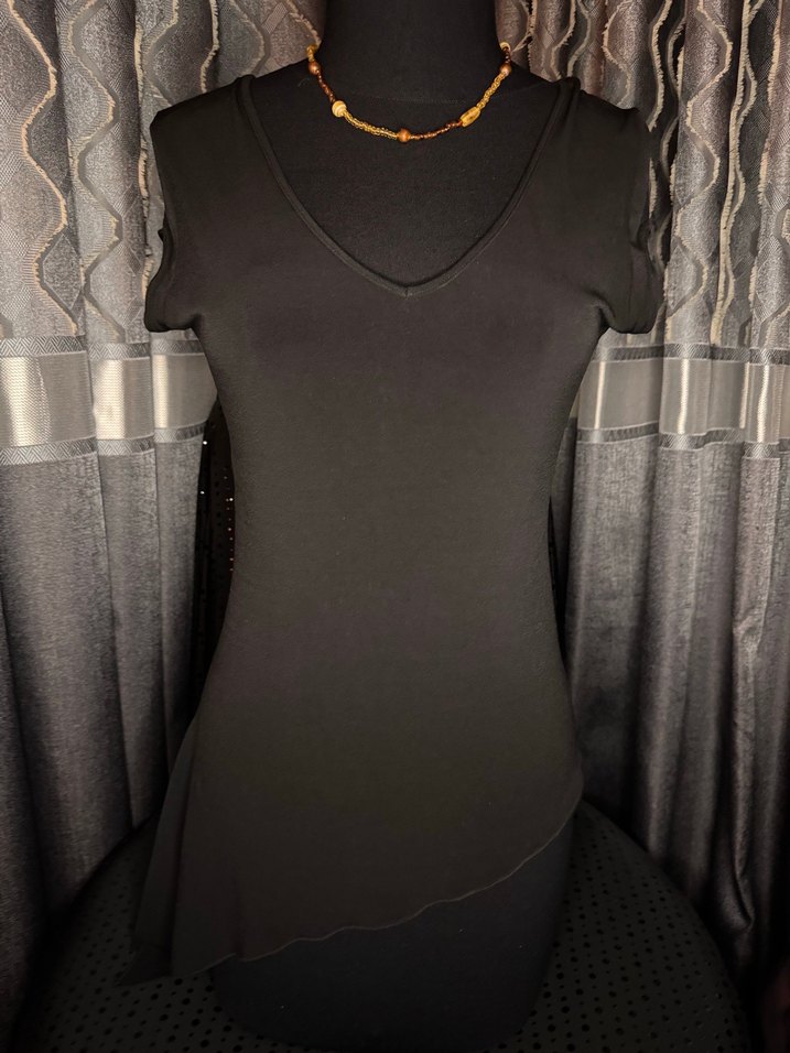 Siyah V Yaka Hamile Uzun Bluz - Görsel 2