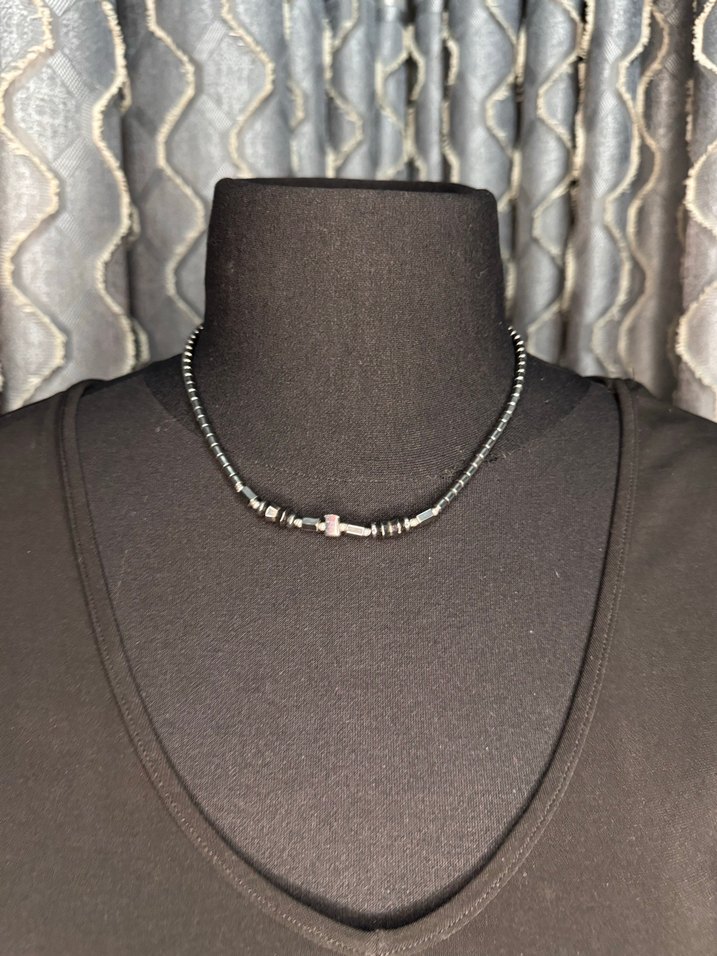 Gri Boncuklu Yılan Desenli Midi Kolye - Görsel 2