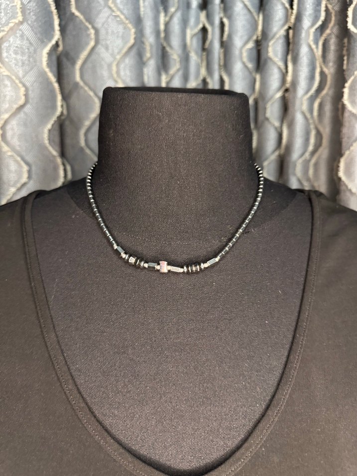 Gri Boncuklu Yılan Desenli Midi Kolye - Görsel 3