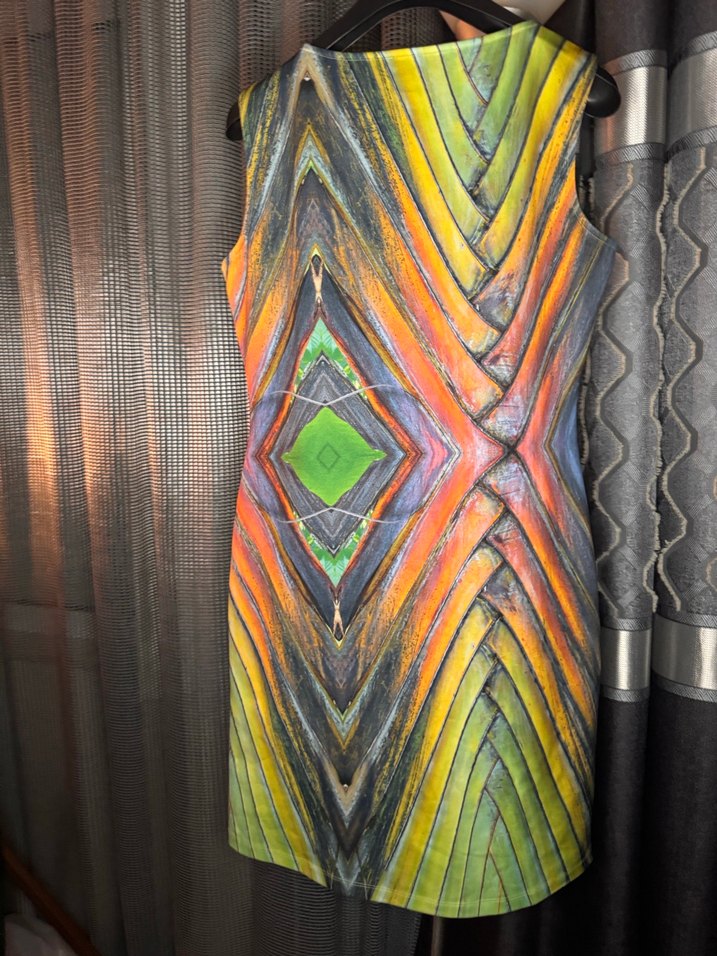 Kadın Çok Renkli Pilili V Yakalı Uzun Elbise - Görsel 4