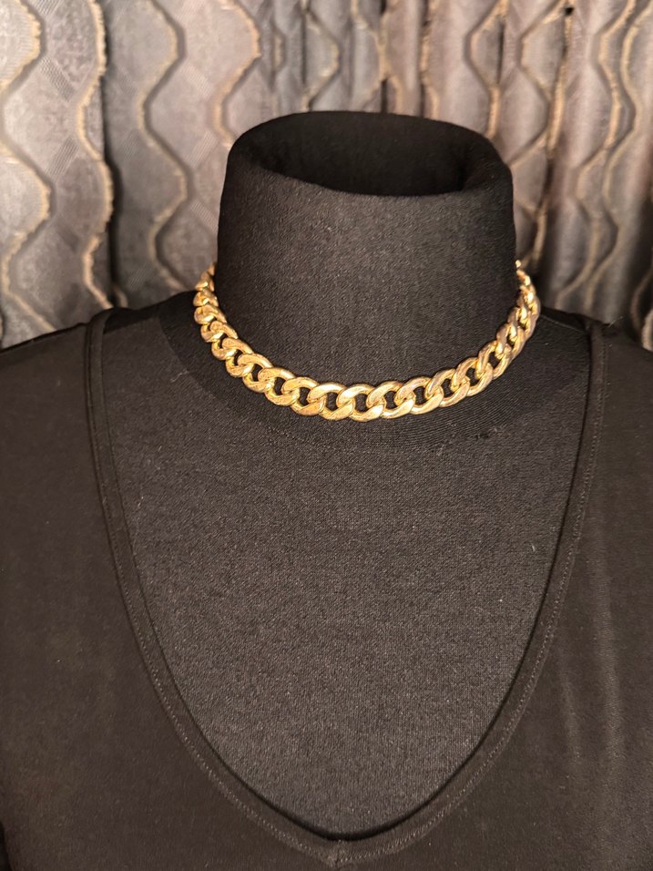 Zincir Detaylı Parlak Altın Kadın Kolye - Görsel 5