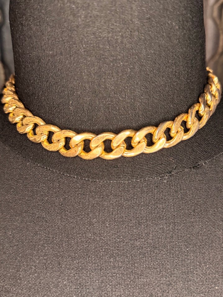 Zincir Detaylı Parlak Altın Kadın Kolye - Görsel 2