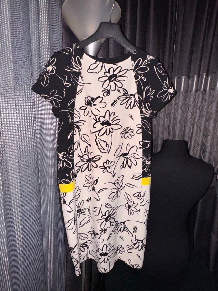 Sarı Siyah Çiçek Desenli Drapeli Elbise - Görsel 4