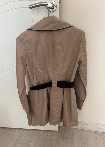 Bershka Bej Düğmeli Midi Kadın Trençkot