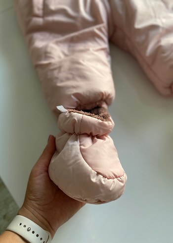 Diğer Kürklü Kapüşonlu Pembe Bebek Tulumu
