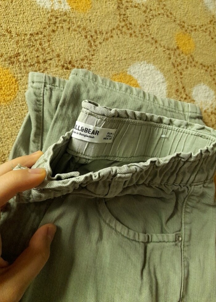 Pull and Bear yeşil pantolon - Görsel 2