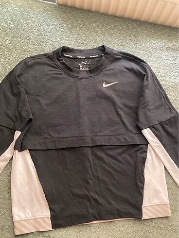 Nike Uzun kollu üst