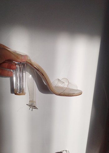 Şeffaf Cam Topuklu Bej Stiletto