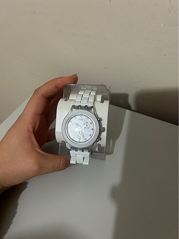Swatch Swatch kadın beyaz saat