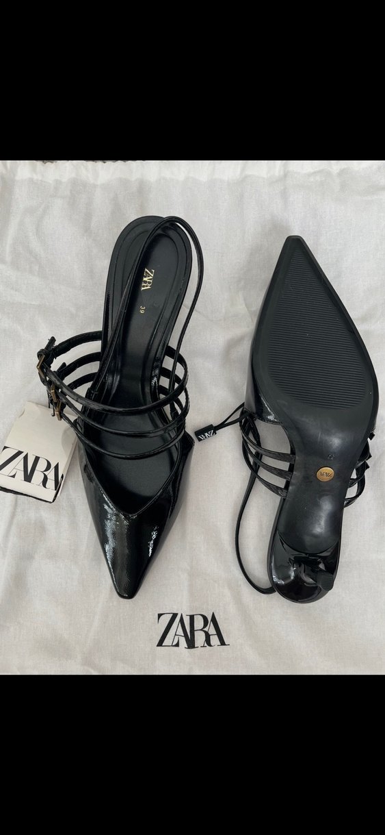 Zara Siyah Rugan Tokalı Stiletto - Görsel 2