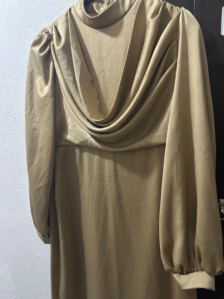 Bej Drapeli Uzun Kadın Elbise - Görsel 4