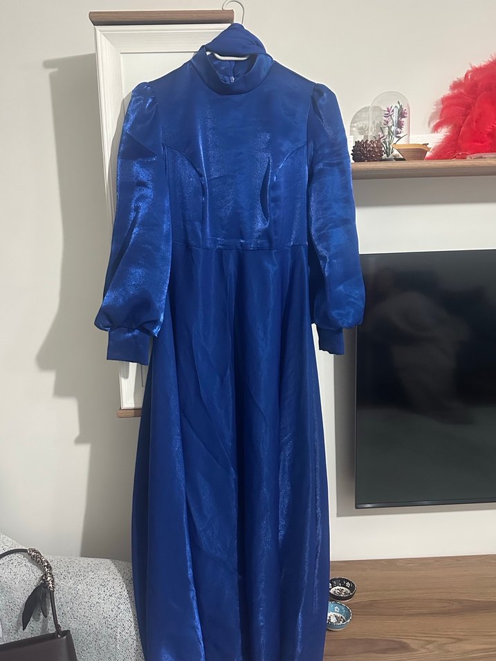 Parlak Mavi Uzun Kollu Yüksek Yakalı Kadın abiye - Görsel 4