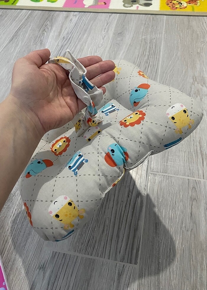 fisher price bebek emzirme yastığı - Görsel 3