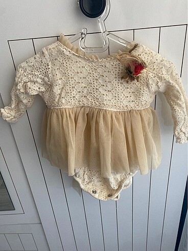 çıtçıtlı elbise