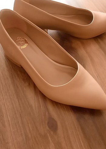 Diğer Bej Stiletto Topuklu Kadın Babet