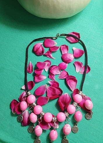 Gül pembe gerdanlık