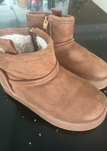 27 Beden Bej Süet Kadın Dolgu Topuklu Bot