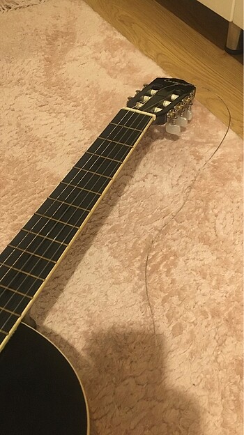 Beden Renk Gitar