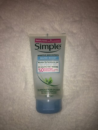 Garnier Simple Yüz temizleme jeli kuru ciltler için