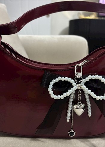 Accessorize gümüş detay fiyonk charm