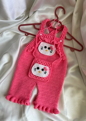 Nakışlı Pembe Örgü Kız Bebek Tulum