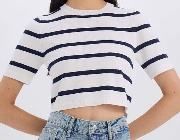 Fitted Bisiklet Yaka Lacivert Çizgili Kısa Kollu Triko Tshirt - Görsel 6