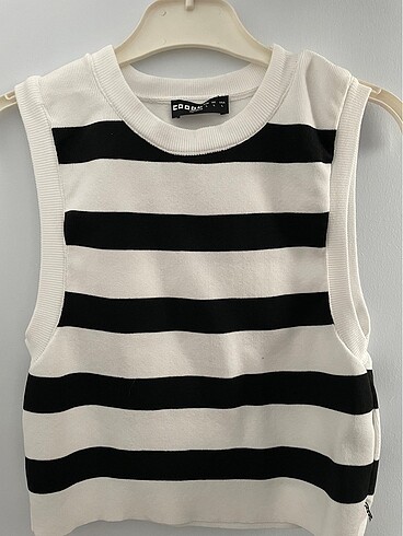 Coool Fitted Çizgi Desenli 0 Pamuk Crop Atlet Siyah Beyaz