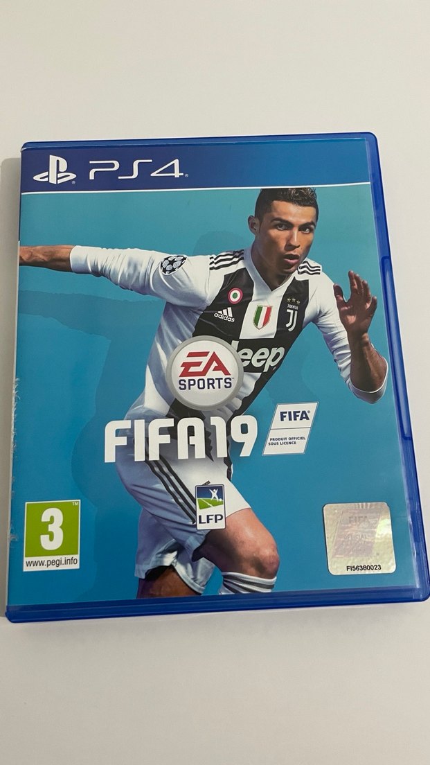 PS4 CD game FIFA19 - Görsel 3