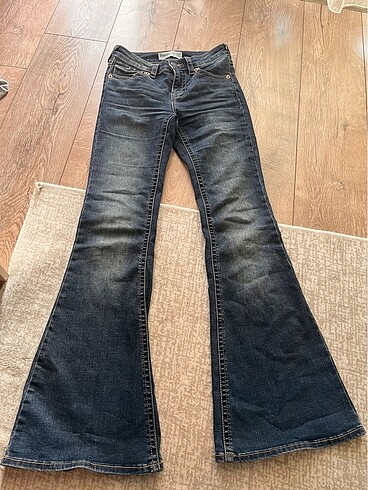 stradivarius d04
