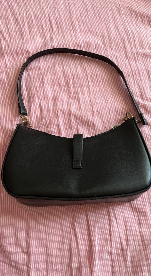 Siyah Parlak Deri Kadın Omuz Çantası - Görsel 2