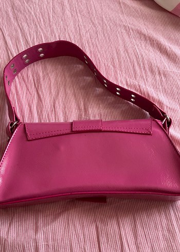 Parlak Pembe Deri Tokalı Kadın Çanta - Görsel 2