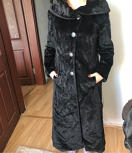 Armine Kadife kaban