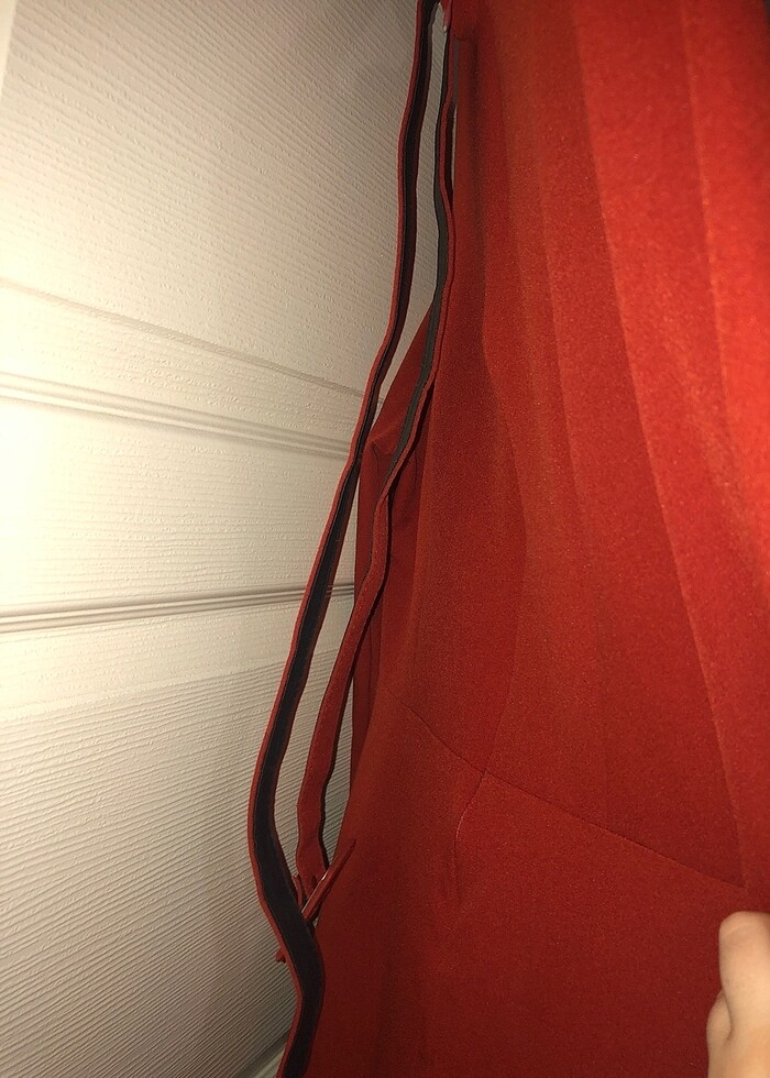 A kesim kemerli elbise - Görsel 5