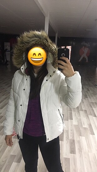 Bershka beyaz mont
