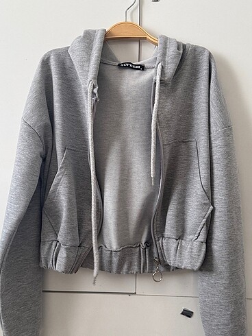 s Beden Crop Hırka