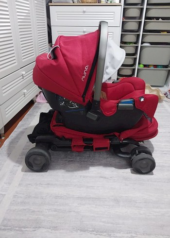 bebek arabası ve puset