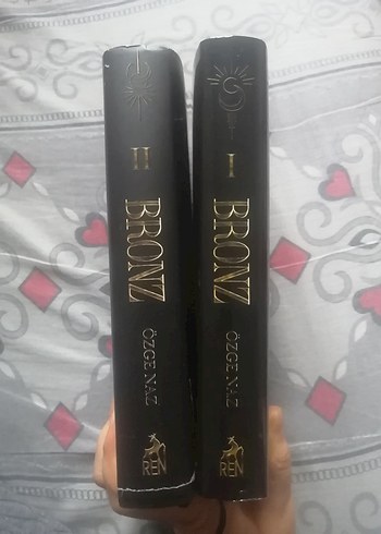 İmzalı Ciltli Bronz 1 - Özge naz - Görsel 4