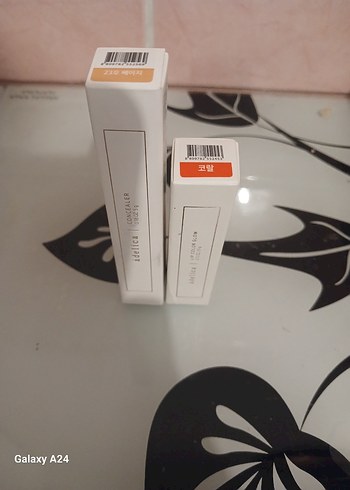 Bej Kapatıcı ve Aydınlatıcı Ruj Adelica