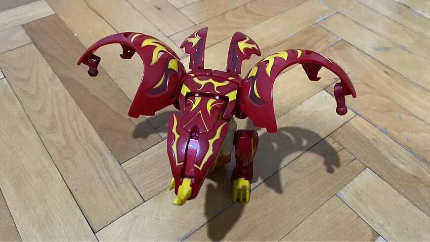 Beden Renk Bakugan Morph neo drago