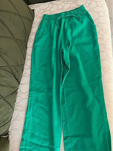 Yeşil kumaş pantolon