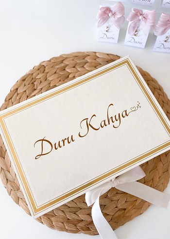 Fiyonk kutuda Hediye Çikolata Kutusu - Görsel 3